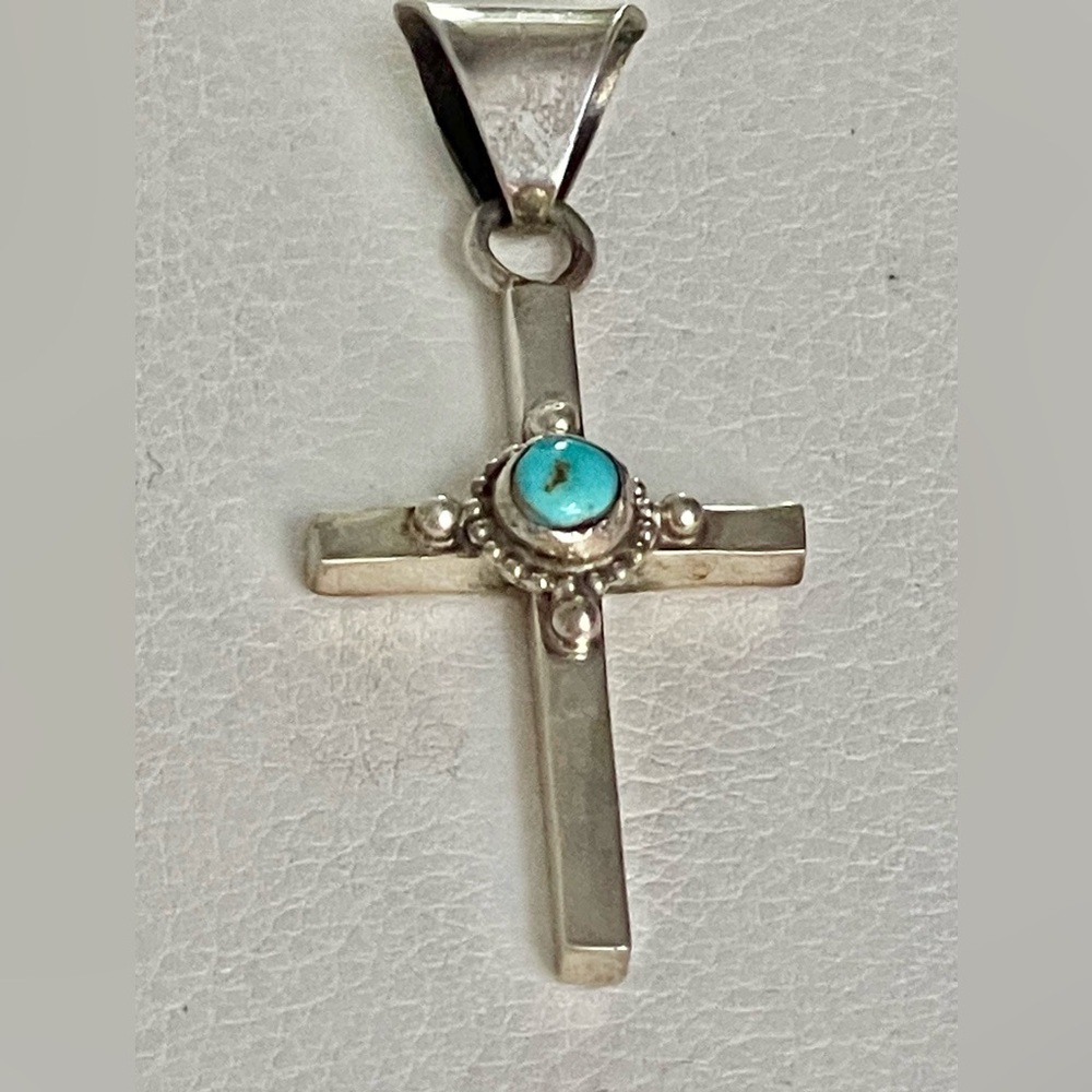 VTG Southwest NAVAJO STERLING SILVER & TURQUOISE CROSS PENDANT Sign